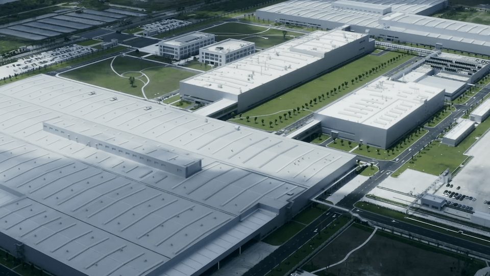 ZEEKR smart manufacturing plant